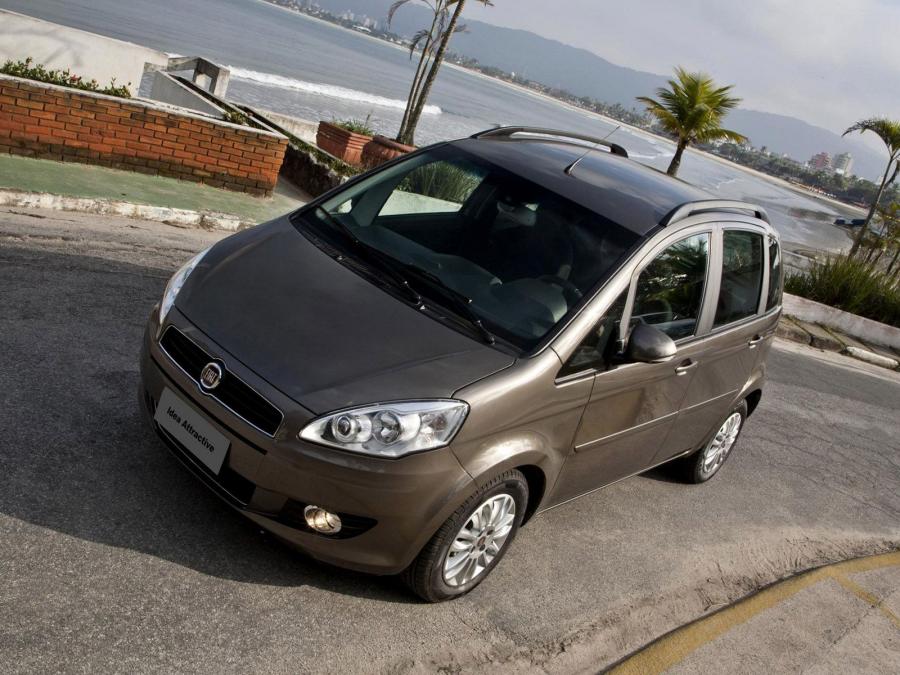  Fiat Idea 2010 года  (BR) (фото 3 из 16)